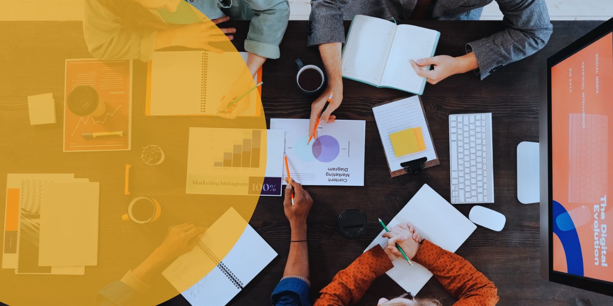 Reconversion professionnelle à 30, 40 ou 50 ans : guide complet 2025